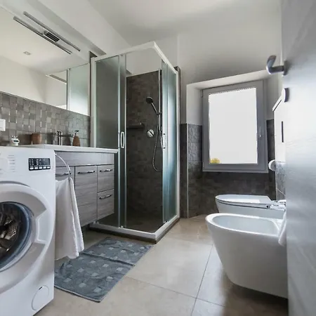 Apartment Sweet Lakeview *