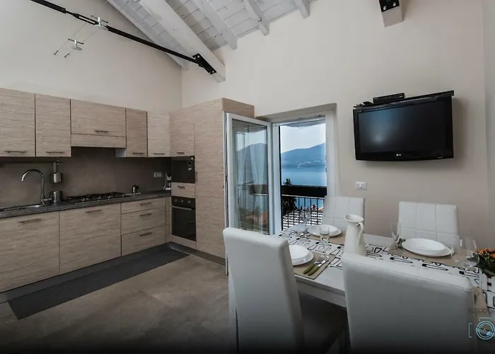 Sweet Lakeview Apartamento Oggebbio